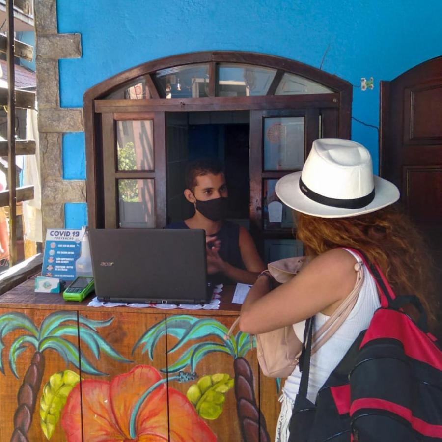 Hostel E Pousada Blue Lagoon Vila do Abraao ภายนอก รูปภาพ